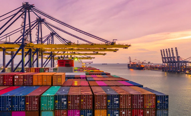 温哥华港口拥堵加剧、铁路运营限制，预计持续数十天