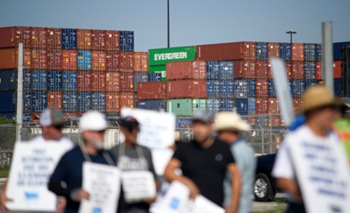 美东码头劳资协商破局 明年初恐再上演罢工